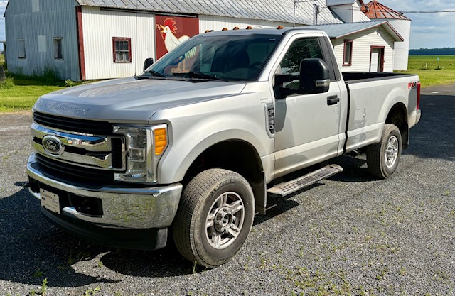 040 - Pickup Ford F250 2017